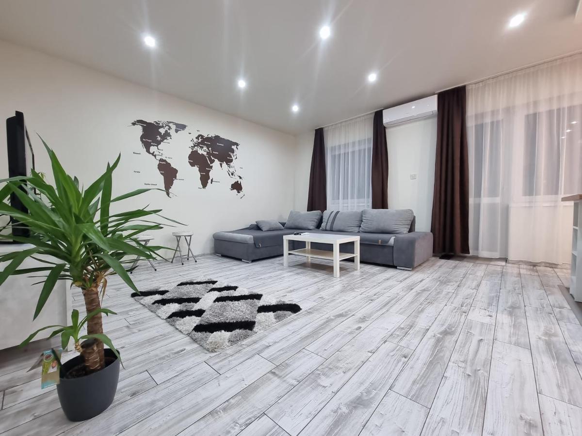 High Street Apartman Мишкольц Экстерьер фото