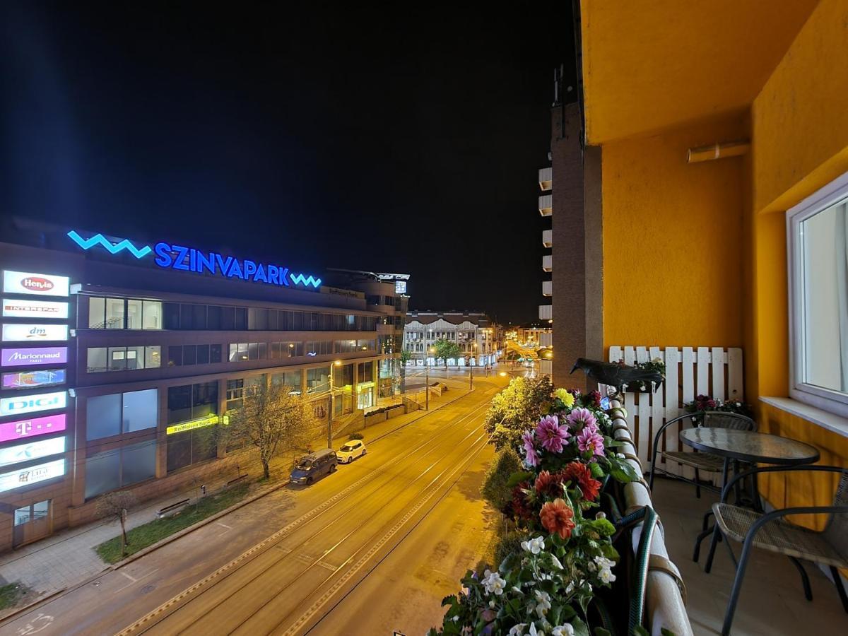 High Street Apartman Мишкольц Экстерьер фото