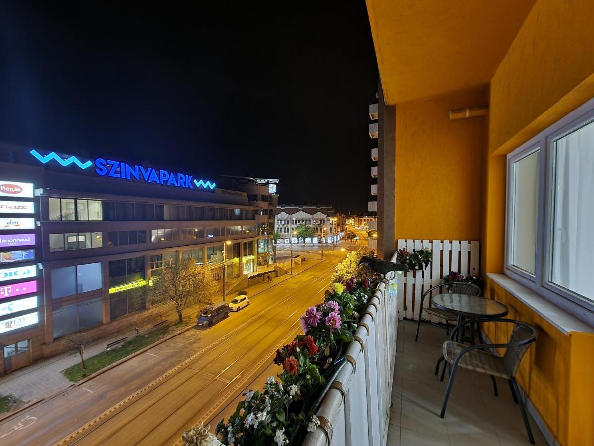 High Street Apartman Мишкольц Экстерьер фото